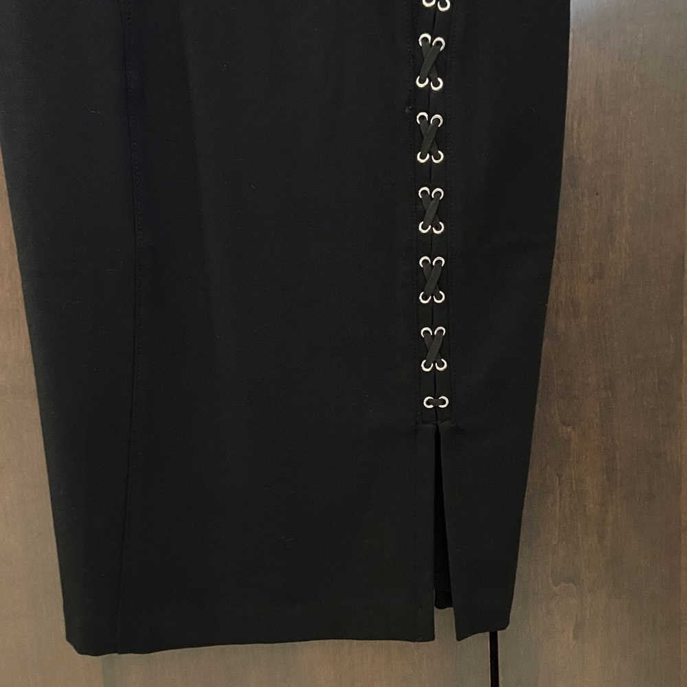 Sale! Gorgeous Black Silhouette Dress, size 4, White House Black Market. - Picture 12 of 14